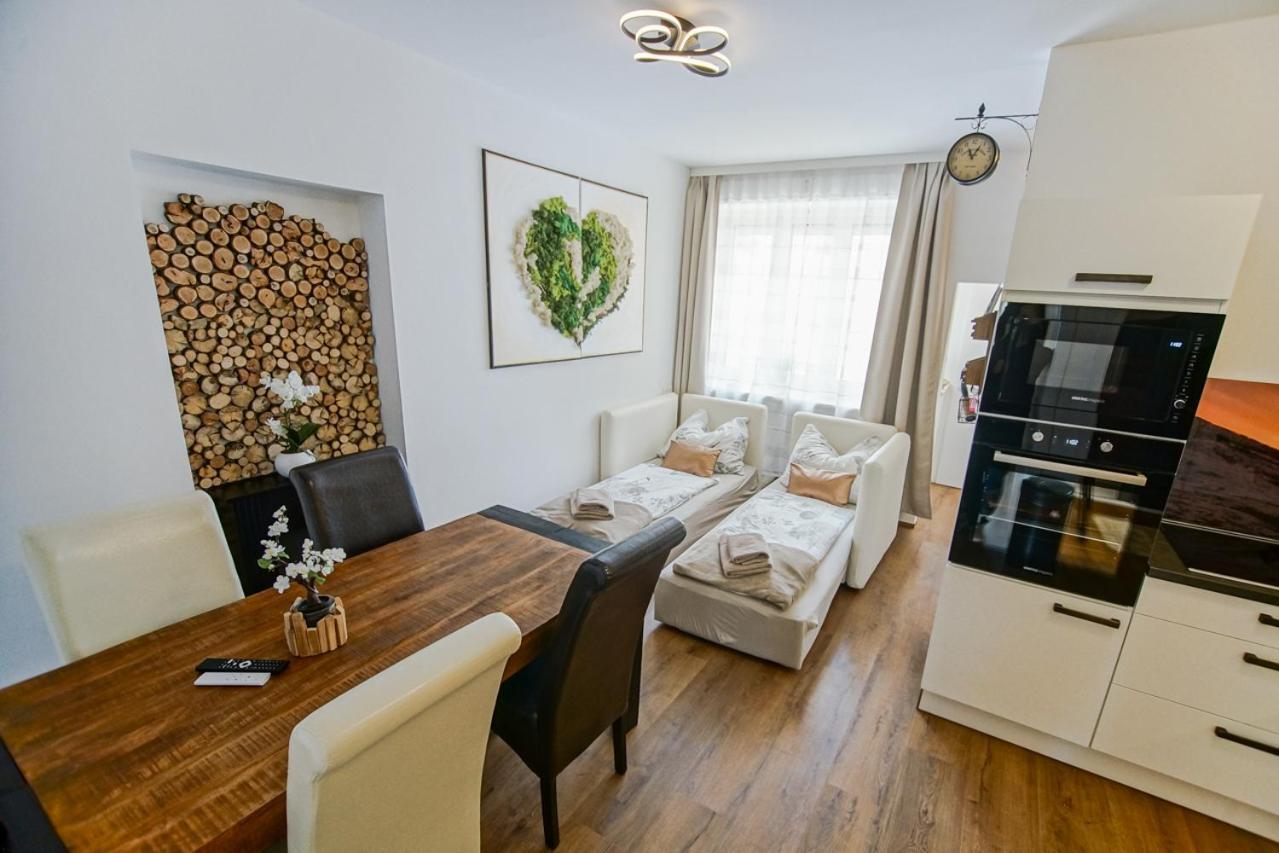 Auszeit Steiraland 8 Mit Ueberdachten Balkon Und Parkplatz Леобен Экстерьер фото